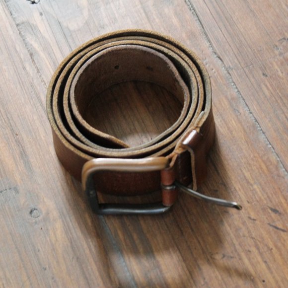 American Eagle Outfitters Other - 100% Leather AEO Unisex Distressed Brown Leather Belt 38"